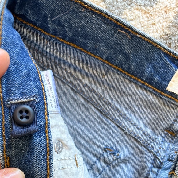 Levi Jean Shorts - Picture 4 of 10